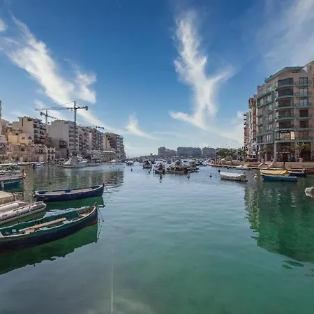 Apartmán 1br Penthouse With Terrace In St Julians By 360 Estates