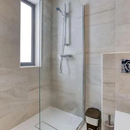 1br Penthouse With Terrace In St Julians By 360 Estates Appartamento San Giuliano